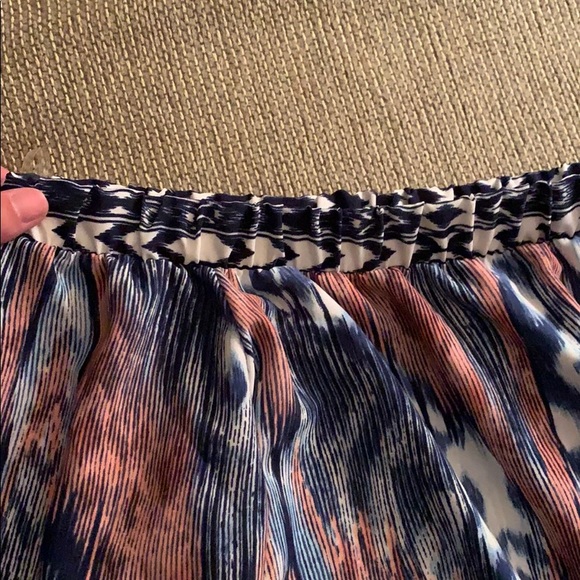 Multi colored off the shoulder top! - Picture 5 of 6